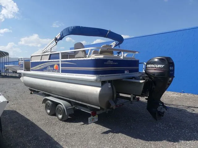 Slide: The Image of Sun Tracker Fishin' Barge 20 DLX 2014 - 6