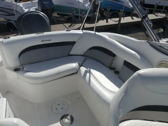 Slide: The Image of Hurricane SunDeck 2400 OB 2014 - 12