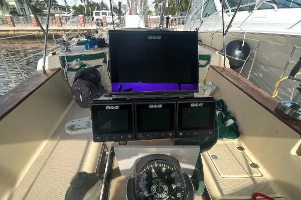 Slide: The Image of Island Packet 44 1992 - 5