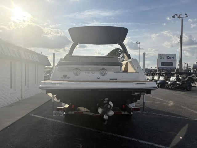 Slide: The Image of Sea Ray SLX 280 2016 - 4