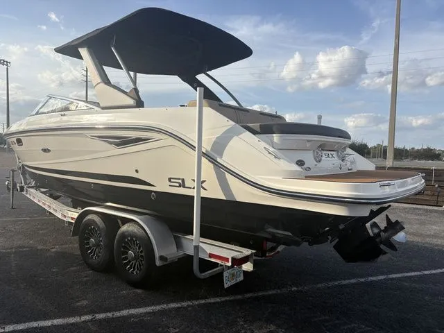Slide: The Image of Sea Ray SLX 280 2016 - 6