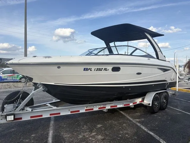 Slide: The Image of Sea Ray SLX 280 2016 - 7