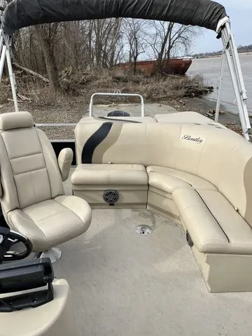 Slide: The Image of Bentley Pontoons 243 Cruise SE 2015 - 13