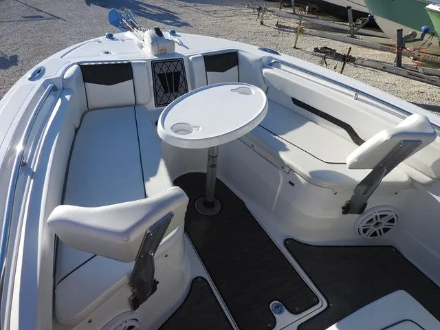 Slide: The Image of Wellcraft 222 Fisherman 2022 - 3