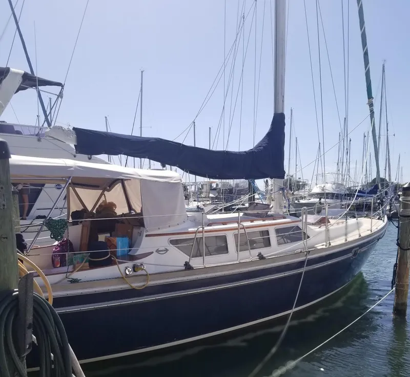 Slide: The Image of Gulfstar Sail Master 1981 - 9