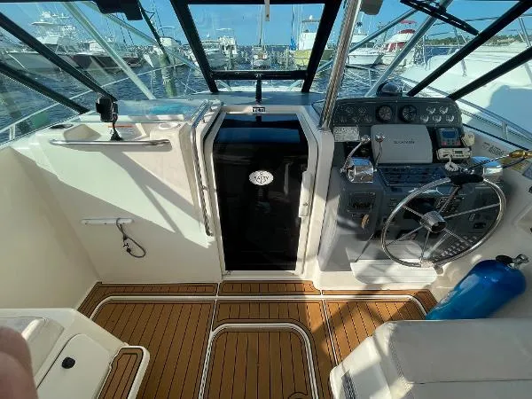 Slide: The Image of Tiara 3100 Open 1993 - 6