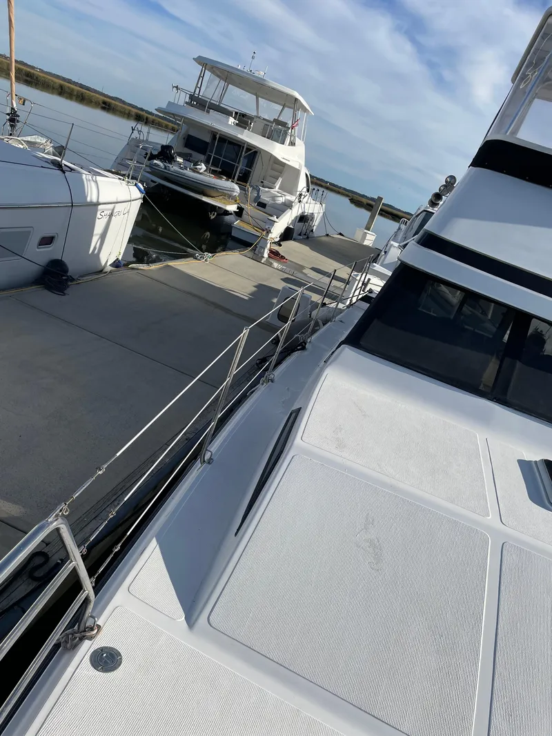Slide: The Image of Seawind Venturer 42 Power Cat 1997 - 10