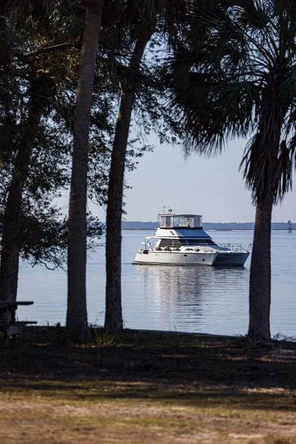Slide: The Image of Seawind Venturer 42 Power Cat 1997 - 2
