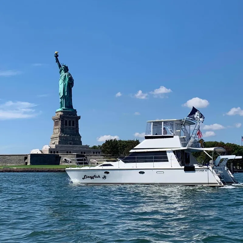 Slide: The Image of Seawind Venturer 42 Power Cat 1997 - 3
