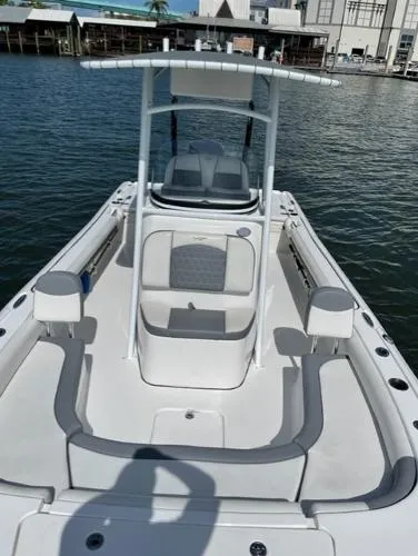 Slide: The Image of Tidewater 2500 Carolina Bay 2019 - 10
