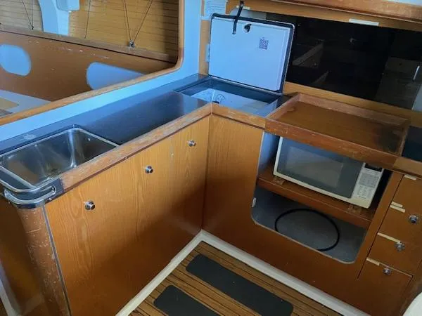 Slide: The Image of Farr 395 2001 - 3