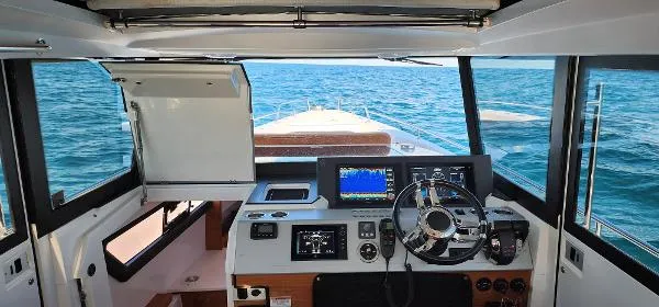 Slide: The Image of Axopar 37 XC Cross Cabin 2017 - 11