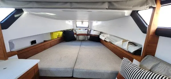 Slide: The Image of Axopar 37 XC Cross Cabin 2017 - 5