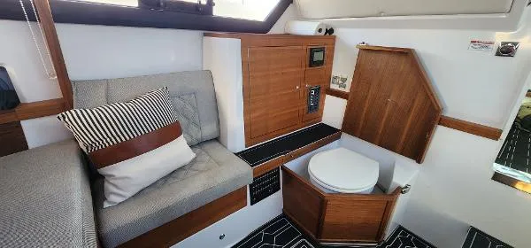 Slide: The Image of Axopar 37 XC Cross Cabin 2017 - 9