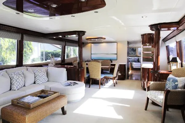 Slide: The Image of Lazzara Yachts 80 Skylounge 2002 - 7
