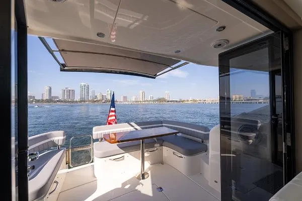 Slide: The Image of Carver Yachts C37 2021 - 11