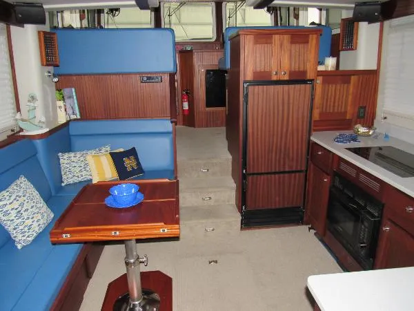 Slide: The Image of American Tug 365 2018 - 3