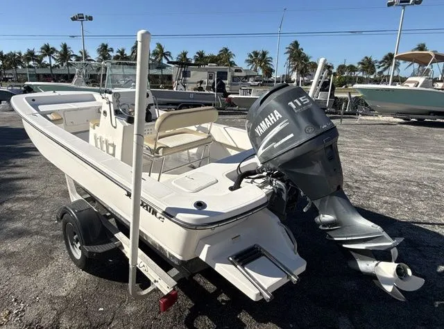 Slide: The Image of Sundance 20 Bay Skiff 2020 - 4