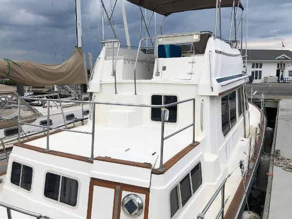 Slide: The Image of Sabre 36 Fast Trawler 1989 - 6