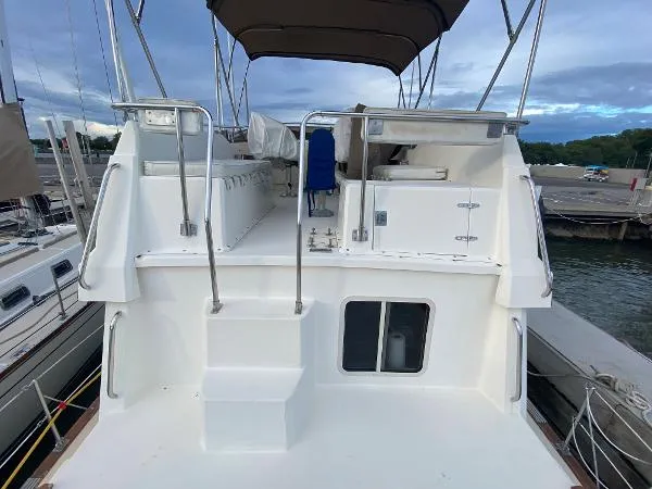 Slide: The Image of Sabre 36 Fast Trawler 1989 - 8