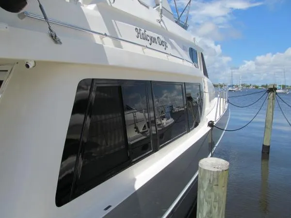 Slide: The Image of McKinna 57 Pilothouse 1999 - 11