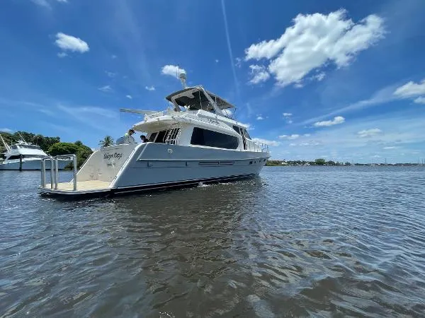 Slide: The Image of McKinna 57 Pilothouse 1999 - 4