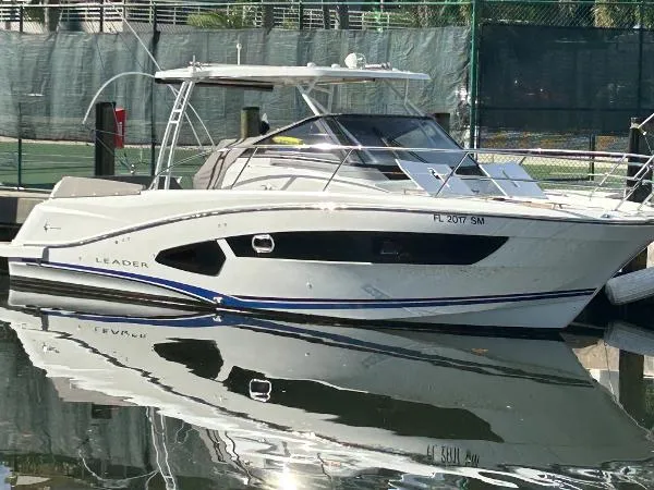 Slide: The Image of Jeanneau Leader 10.5 2019 - 1