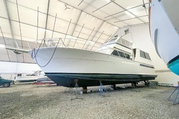 Slide: The Image of Viking 54 Motor Yacht 1994 - 4
