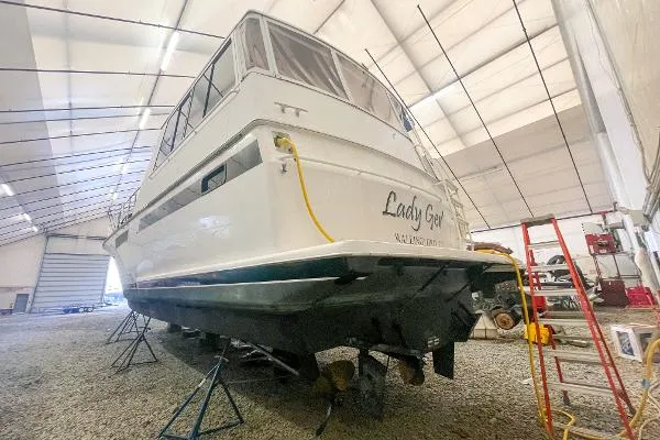 Slide: The Image of Viking 54 Motor Yacht 1994 - 6