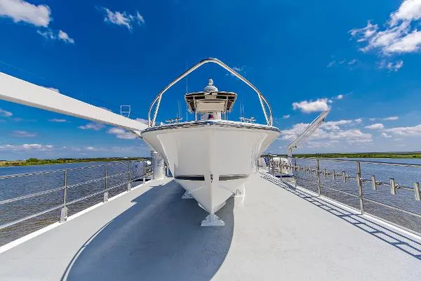 Slide: The Image of Commercial Explorer Yacht 2021 - 9