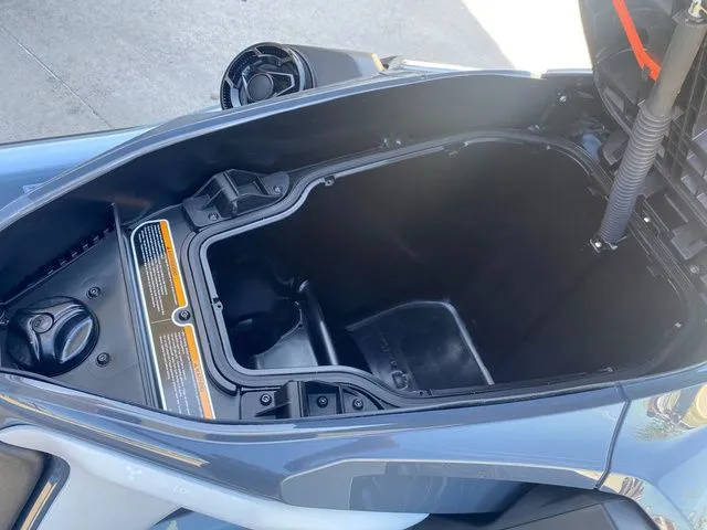 Slide: The Image of Sea-Doo RXT-325 ROTAX 1630 ACE 325 2026 - 19