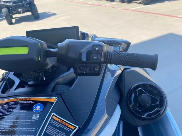 Slide: The Image of Sea-Doo RXT-325 ROTAX 1630 ACE 325 2026 - 23