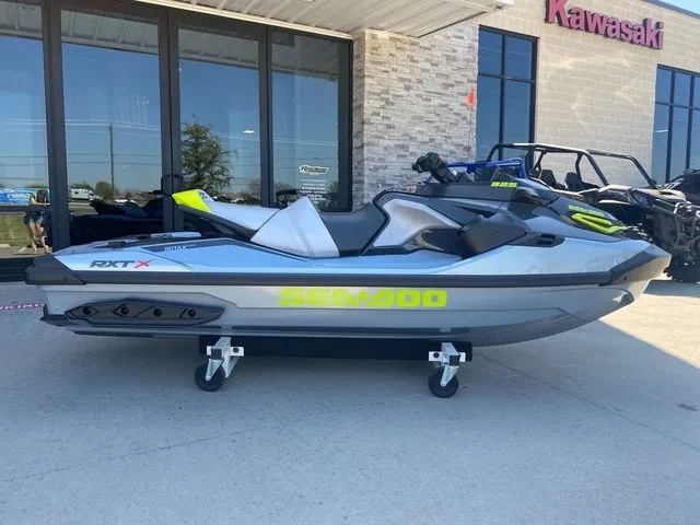 Slide: The Image of Sea-Doo RXT-325 ROTAX 1630 ACE 325 2026 - 8