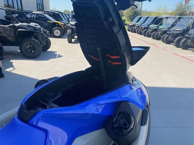 Slide: The Image of Sea-Doo Wake 2026 - 19