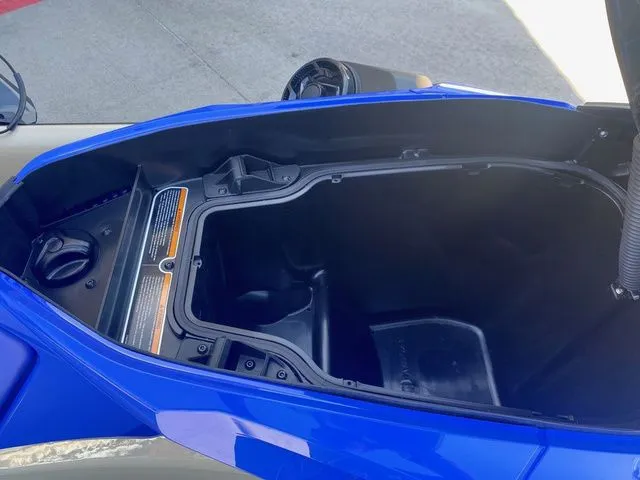 Slide: The Image of Sea-Doo Wake 2026 - 20