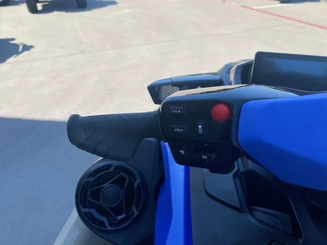 Slide: The Image of Sea-Doo Wake 2026 - 21