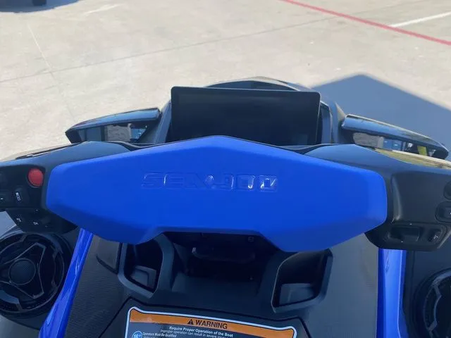 Slide: The Image of Sea-Doo Wake 2026 - 22