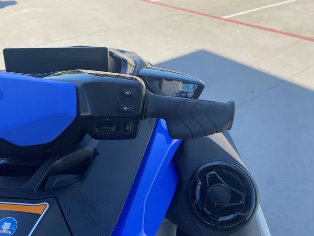 Slide: The Image of Sea-Doo Wake 2026 - 23