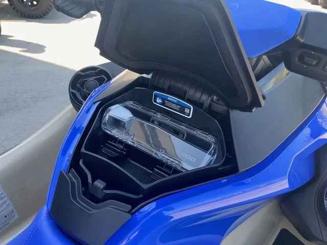 Slide: The Image of Sea-Doo Wake 2026 - 26