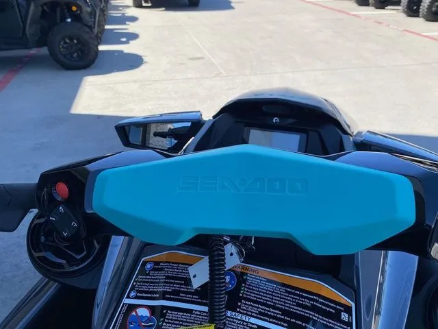 Slide: The Image of Sea-Doo GTR 230 ROTAX 1630 ACE 230 2026 - 24