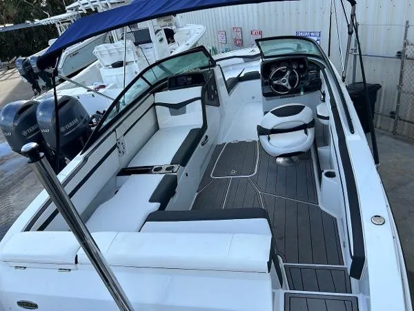 Slide: The Image of Monterey M-225 2021 - 6