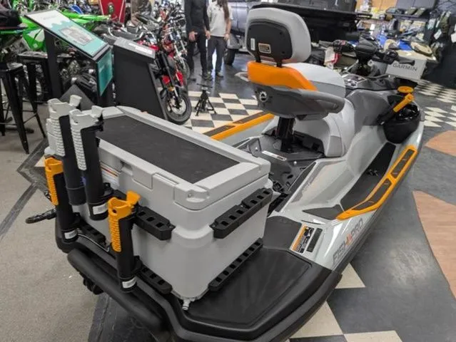 Slide: The Image of Sea-Doo FishPro Trophy 170 2026 - 8