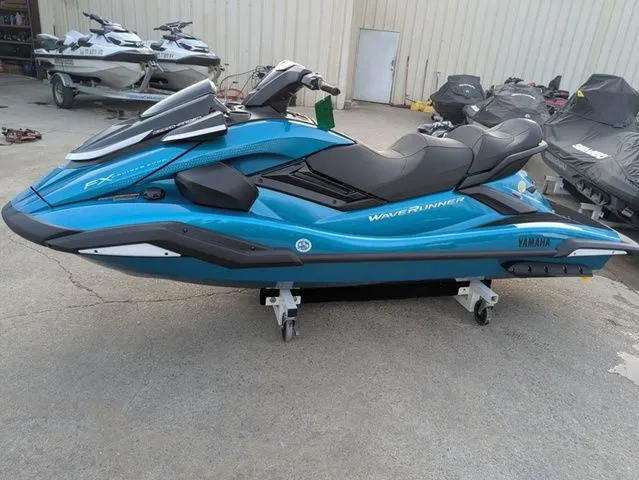 Slide: The Image of Yamaha FX Cruiser SVHO 2026 - 5