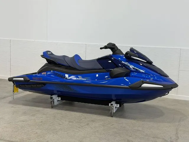 Slide: The Image of Yamaha VX Cruiser HO 2026 - 3