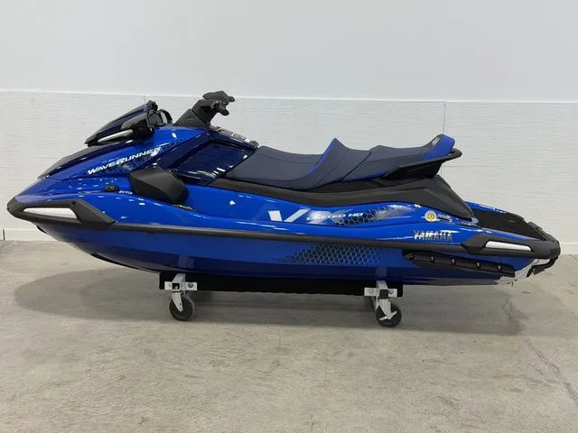 Slide: The Image of Yamaha VX Cruiser HO 2026 - 7