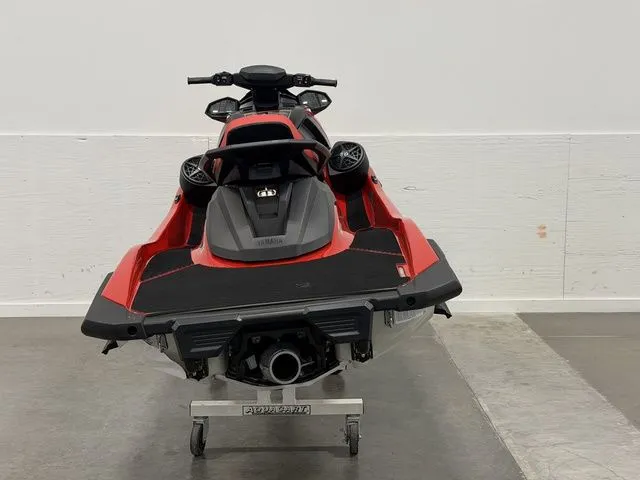 Slide: The Image of Yamaha VX Limited HO 2026 - 10