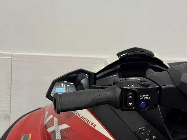 Slide: The Image of Yamaha VX Limited HO 2026 - 14