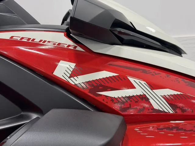 Slide: The Image of Yamaha VX Limited HO 2026 - 17