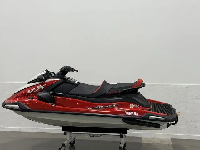 Slide: The Image of Yamaha VX Limited HO 2026 - 8