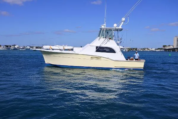 Slide: The Image of Hatteras 45 Convertible 1972 - 0